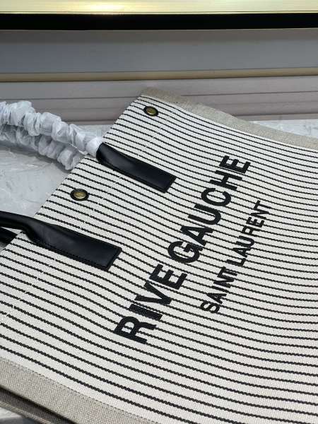 Handbags SAINT LAURENT 509415 size 48×36×16 cm