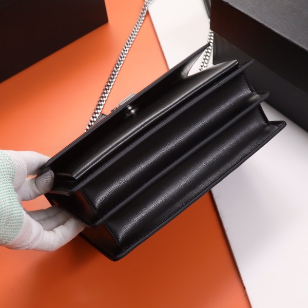 Handbags SAINT LAURENT 442906 size 22x8x16 cm