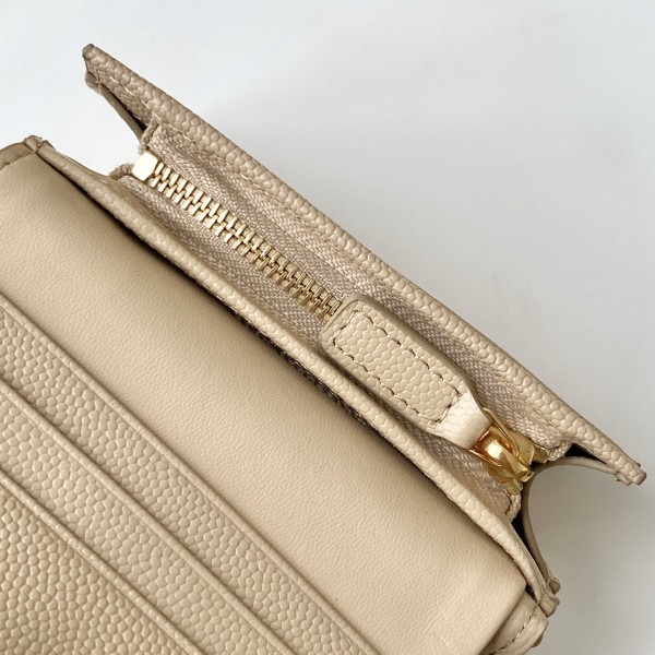 Handbags SAINT LAURENT 530841  size 11*8.5*3 cm