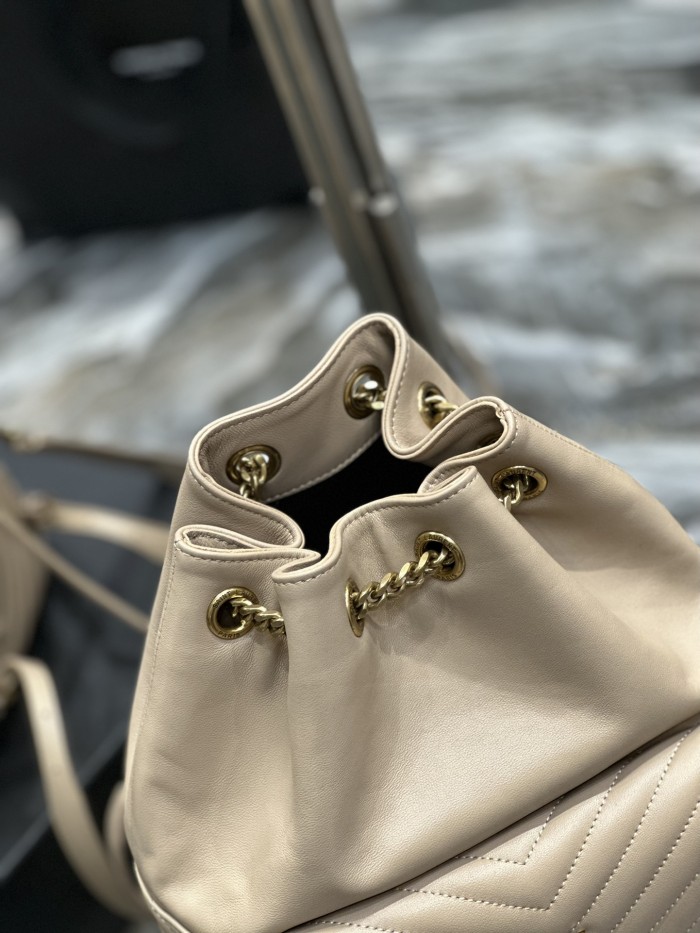 Handbags SAINT LAURENT 672609  size 22×29×15 cm