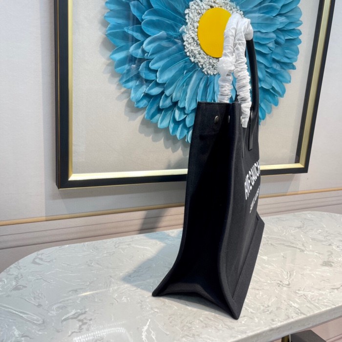 Handbags SAINT LAURENT 509415 size 48×36×16 cm