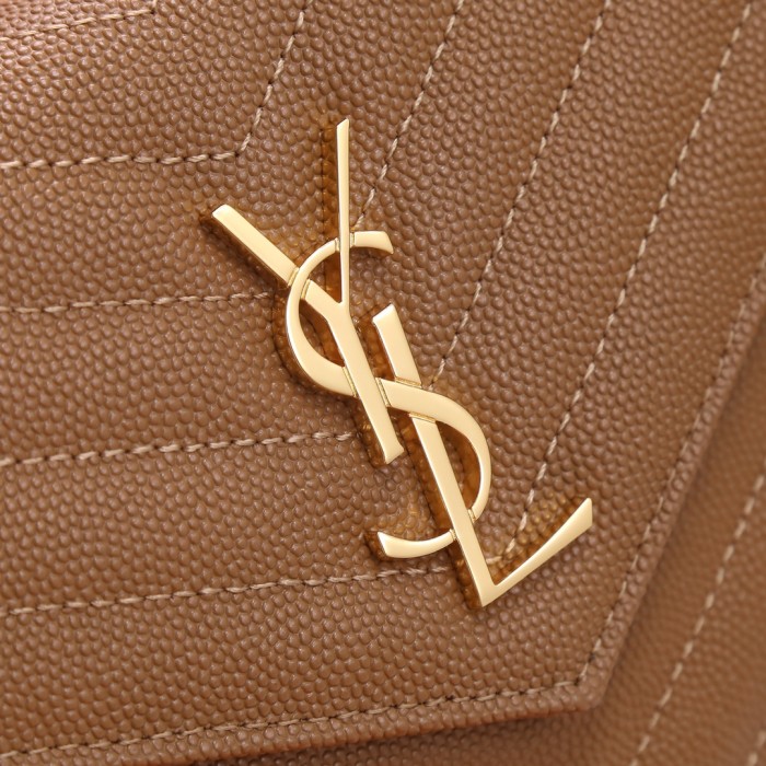 Handbags SAINT LAURENT 393953  size 19x11.5x4 cm