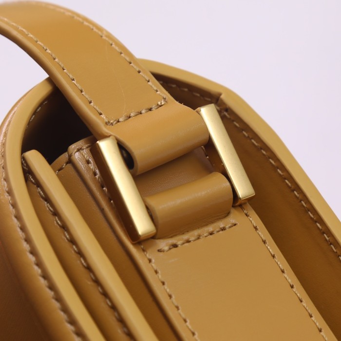 Handbags SAINT LAURENT 634306 size 19x13x5 cm