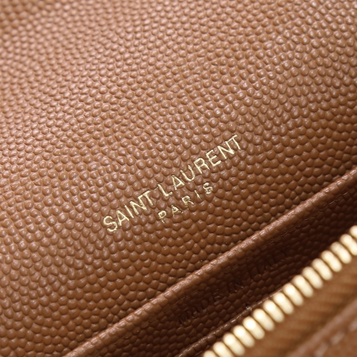 Handbags SAINT LAURENT 393953  size 19x11.5x4 cm