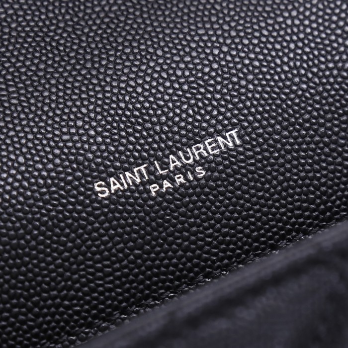 Handbags SAINT LAURENT 526286 size 21x13x6 cm 