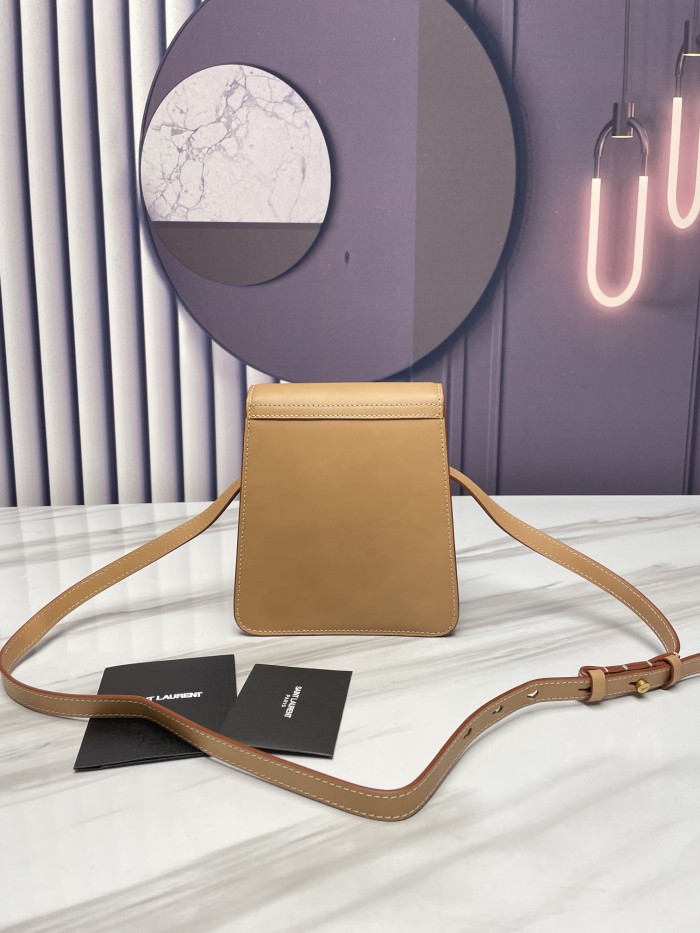 Handbags SAINT LAURENT 668809  size 16×18x6 cm