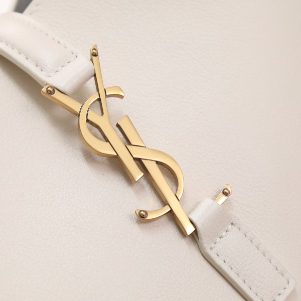 Handbags SAINT LAURENT 657230 size 24×24×10 cm