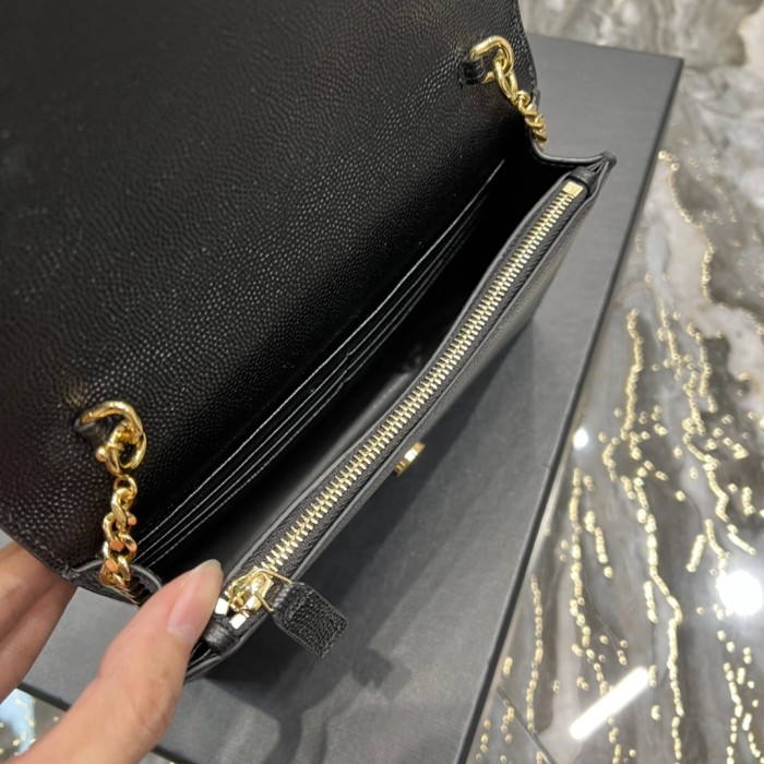 Handbags SAINT LAURENT 452159 size 19x12.5x4 cm