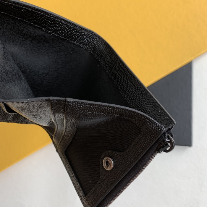 Handbags SAINT LAURENT 517045  size 10*8*2 cm