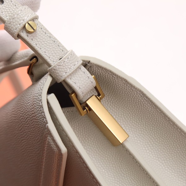 Handbags SAINT LAURENT 602716 size 20×16×7.5 cm