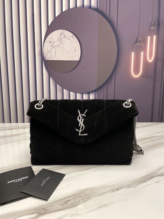 Handbags SAINT LAURENT 577476  size 29×17×11 cm