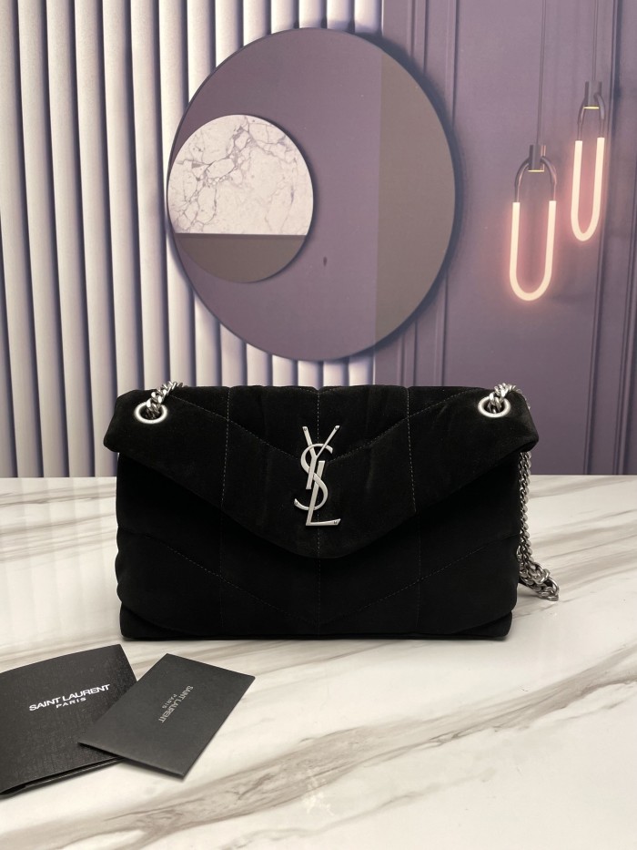 Handbags SAINT LAURENT 577476  size 29×17×11 cm