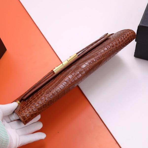 Handbags SAINT LAURENT 695949 size 31x14x3 cm