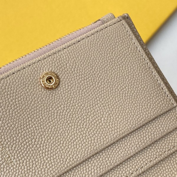 Handbags SAINT LAURENT 517045  size 10*8*2 cm