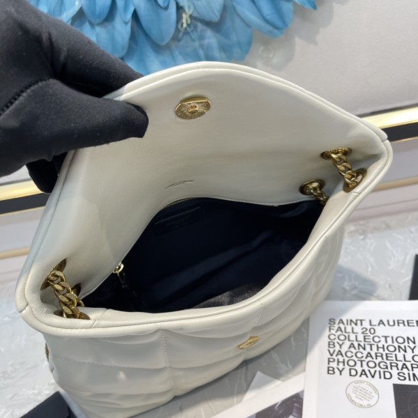 Handbags SAINT LAURENT 577476  size 29x17x11 cm