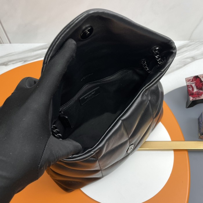 Handbags SAINT LAURENT 577476  size 29x17x11 cm