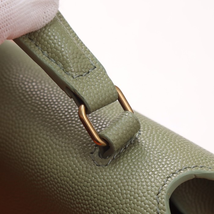 Handbags SAINT LAURENT 602716 size 20×16×7.5 cm