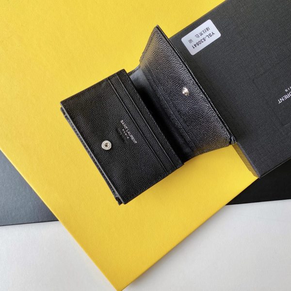 Handbags SAINT LAURENT 530841  size 11*8.5*3 cm