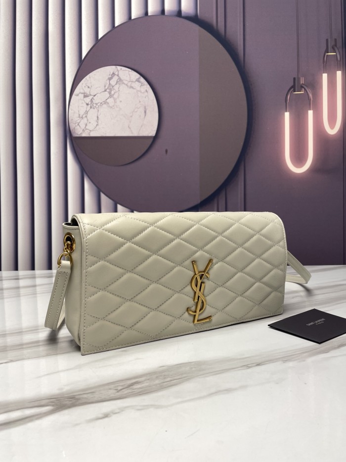 Handbags SAINT LAURENT 676628  size 26x4.5x13 cm