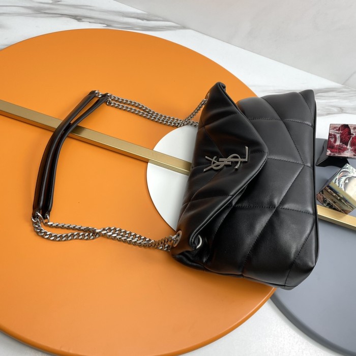 Handbags SAINT LAURENT 577476  size 29x17x11 cm