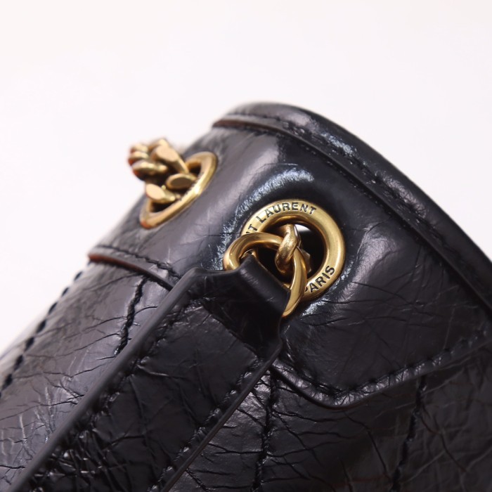 Handbags SAINT LAURENT 533037 size 22x16.5x12 cm