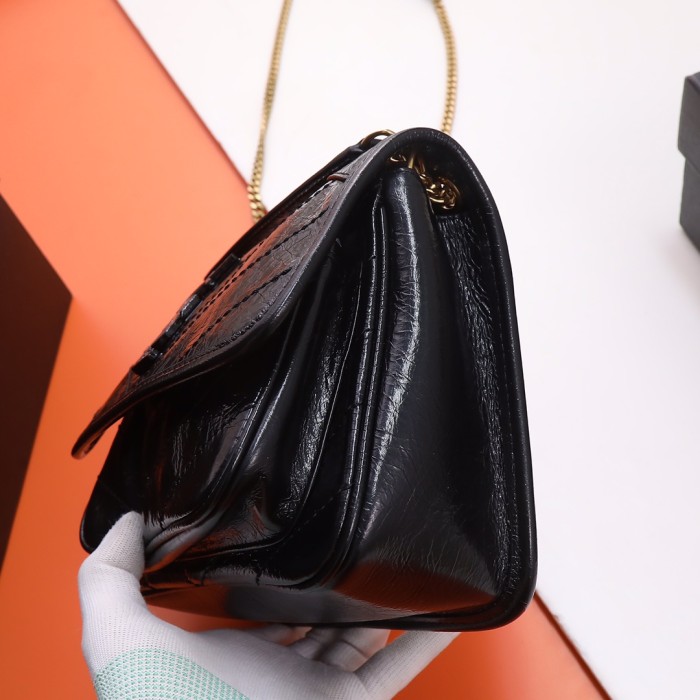 Handbags SAINT LAURENT 533037 size 22x16.5x12 cm