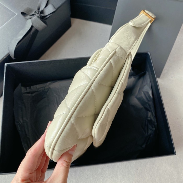 Handbags SAINT LAURENT 698567 size 24 *18 *5.5 cm