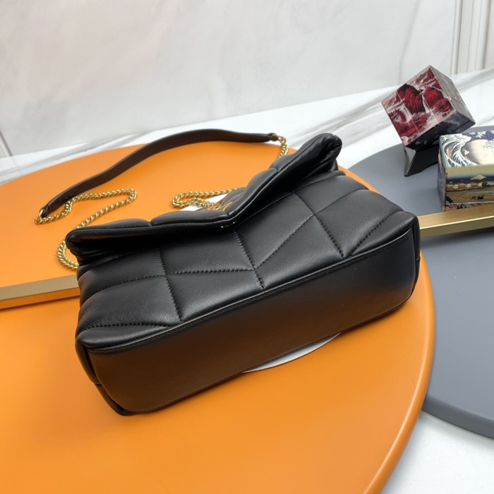 Handbags SAINT LAURENT 620333  size 23×15.5×8.5 cm