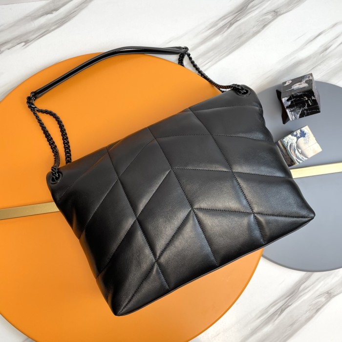 SAINT LAURENT LOULOU Shoulder Bags 577475-1EL08-1000 size 35*13.5*23 cm