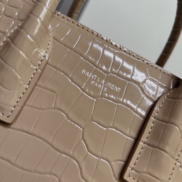 Handbags SAINT LAURENT 421863 size 26*20.5*12.5 cm