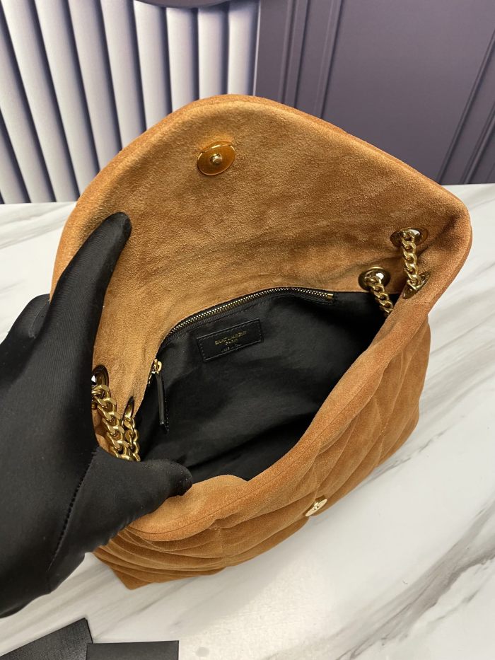 Handbags SAINT LAURENT 577476  size 29×17×11cm