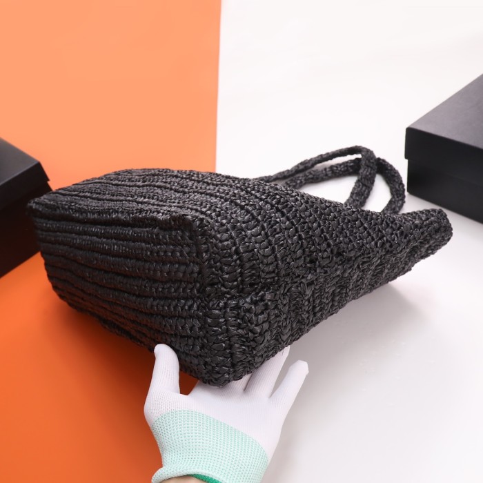 Handbags SAINT LAURENT 688864 size 38×35×14.5 cm