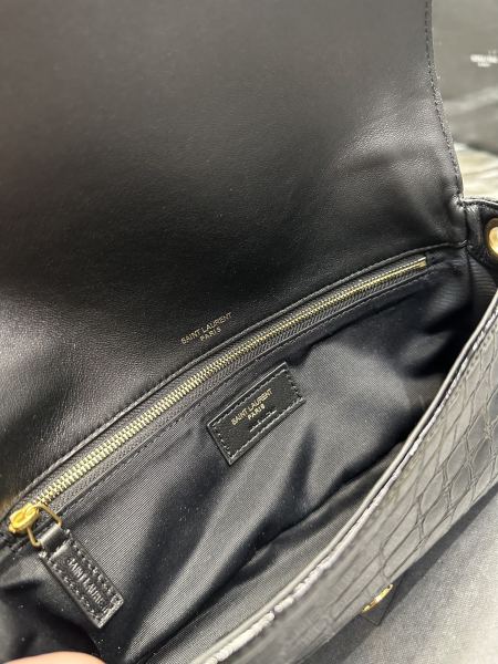 Handbags SAINT LAURENT 604276 size 26x13.5x4.5 cm