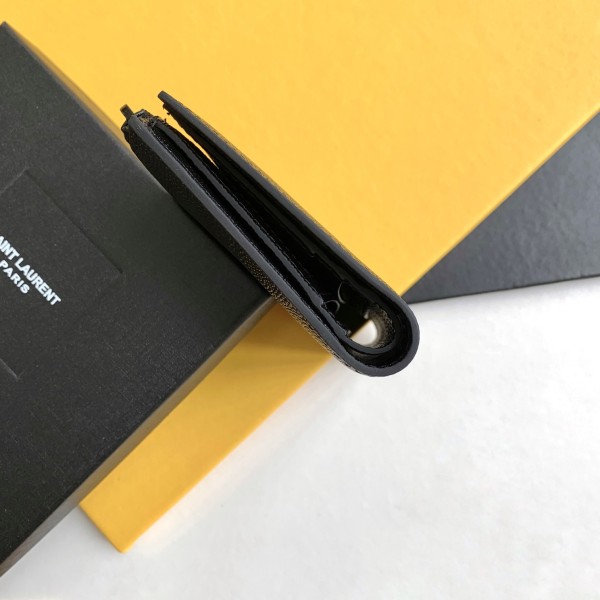 Handbags SAINT LAURENT 517045  size 10*8*2 cm