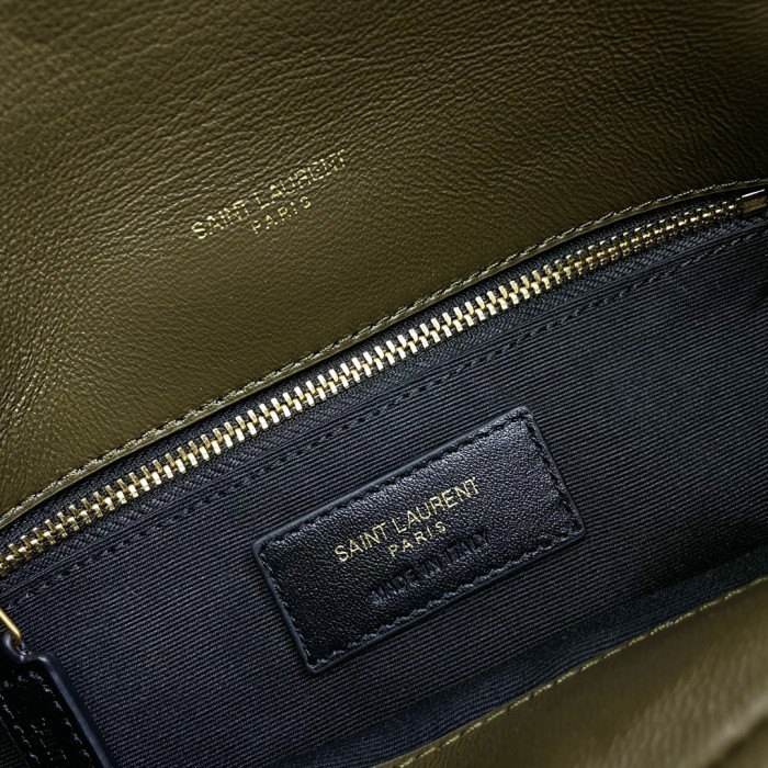 Handbags SAINT LAURENT 577476  size 29x17x11 cm