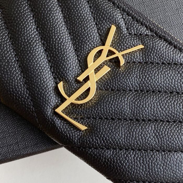 Handbags SAINT LAURENT 438386  size 13x7.5x2 cm