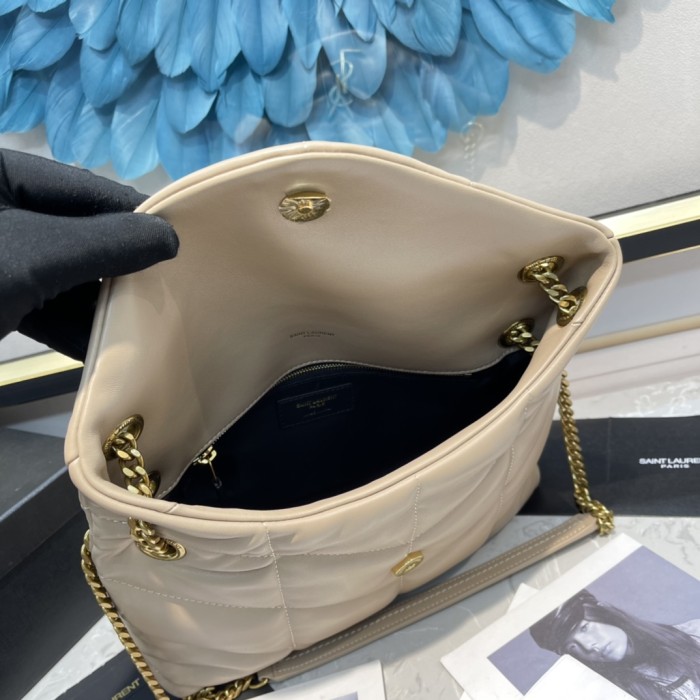 Handbags SAINT LAURENT 577476  size 29x17x11 cm