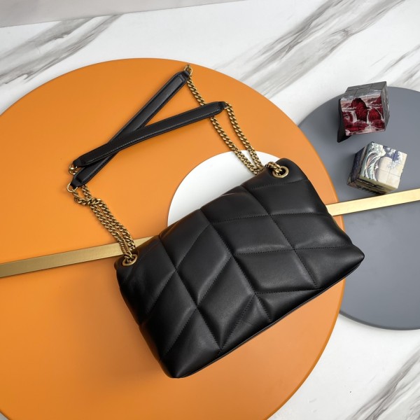 Handbags SAINT LAURENT 577476  size 29x17x11 cm