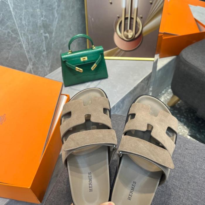 Hermes Chypre sandal suede Khaki