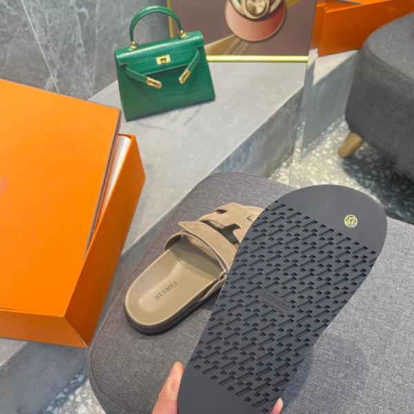 Hermes Chypre sandal suede Khaki