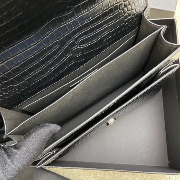 Handbags SAINT LAURENT 442906 size 22x8x16 cm