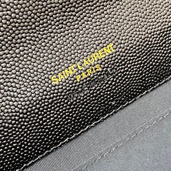 Handbags SAINT LAURENT 617662 size 21×6×3 cm