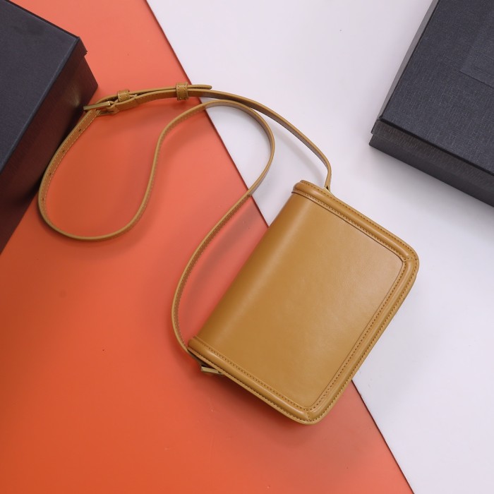 Handbags SAINT LAURENT 634306 size 19x13x5 cm