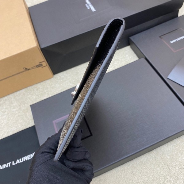 Handbags SAINT LAURENT 565739 size 27x16x2 cm