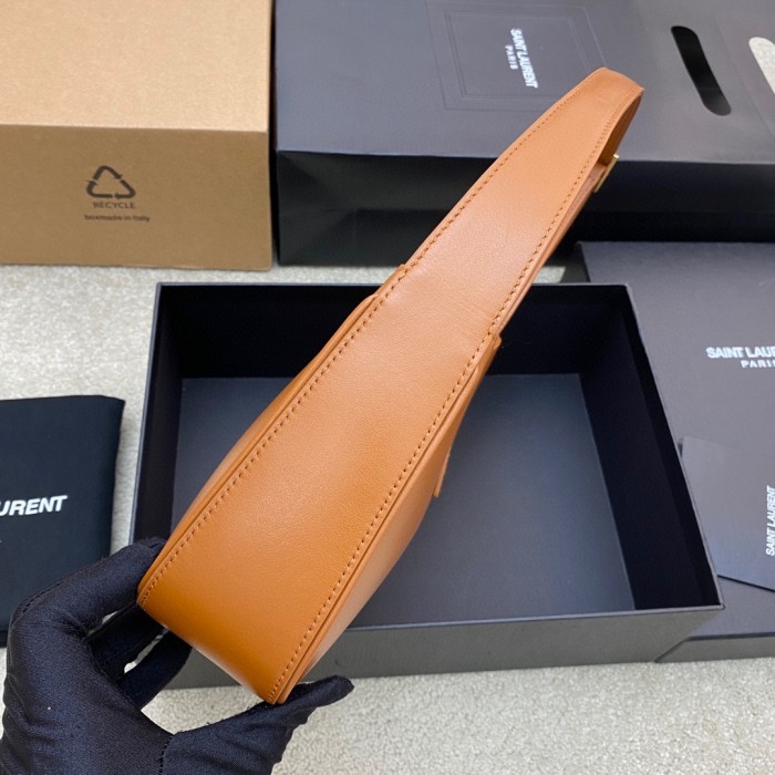 Handbags SAINT LAURENT 657228 size 24.5*14*6 cm