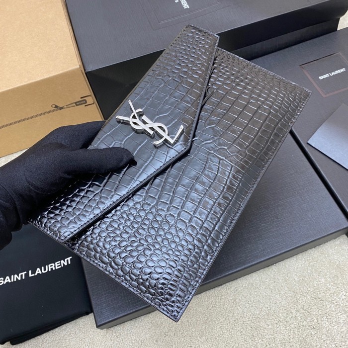 Handbags SAINT LAURENT 565739 size 27x16x2 cm