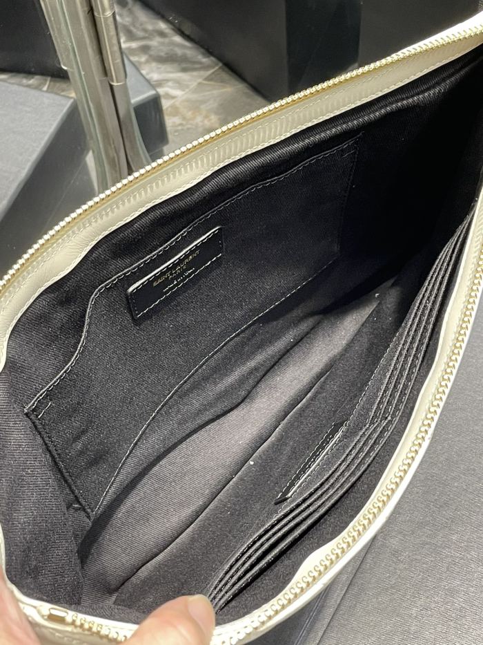 Handbags SAINT LAURENT 440222 size 36x24.5x2.5 cm