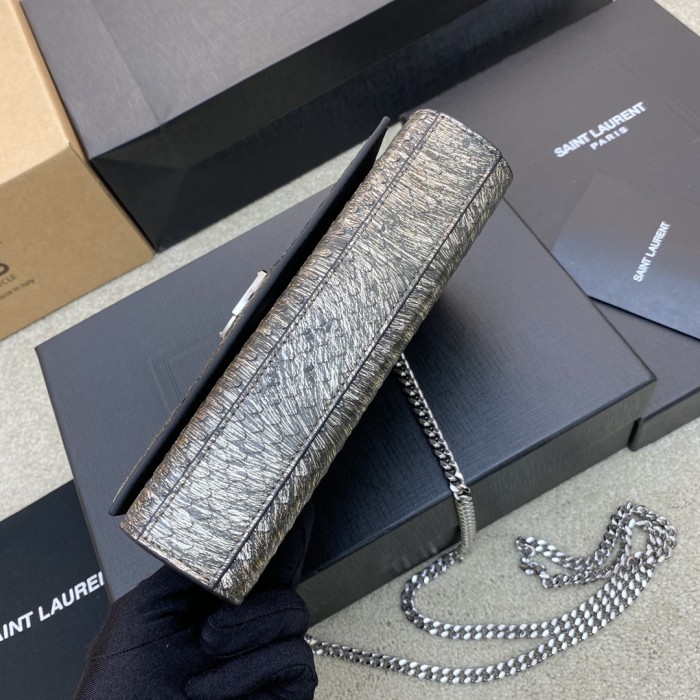 Handbags SAINT LAURENT 469390 size 20*12.5*5 cm