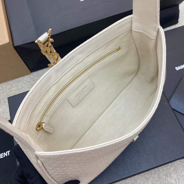 Handbags SAINT LAURENT 657228 size 24.5x16x6 cm