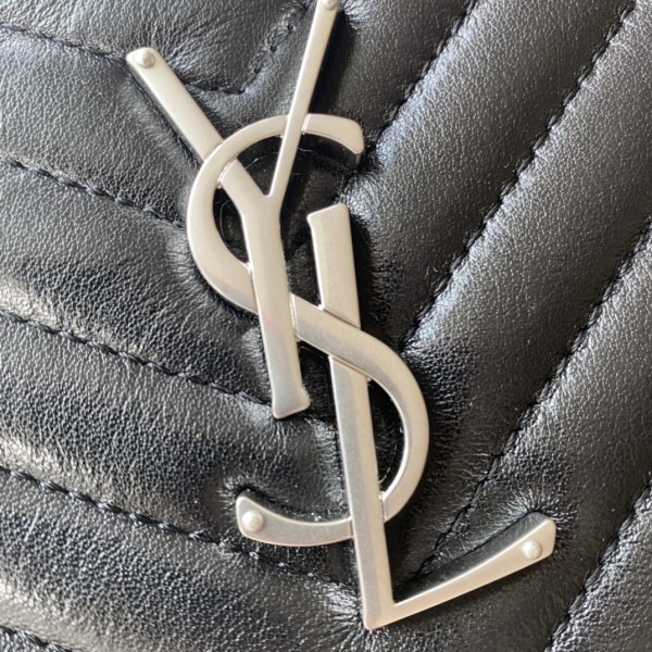 Handbags SAINT LAURENT 520534 size 23x16x6 cm